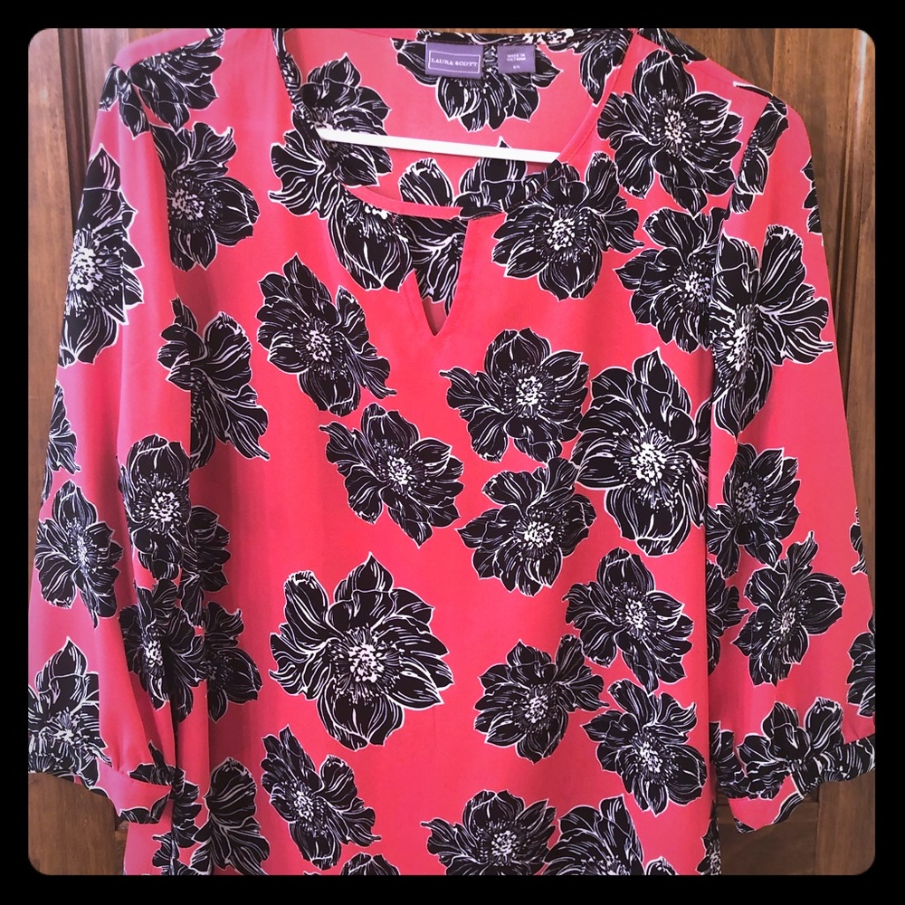 Laura Scott Small Pink Blouse With Black Flowers